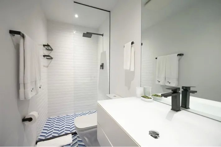Venta de edificio residencial comercial PH Casa Contemporánea, Casco Antiguo, Panamá