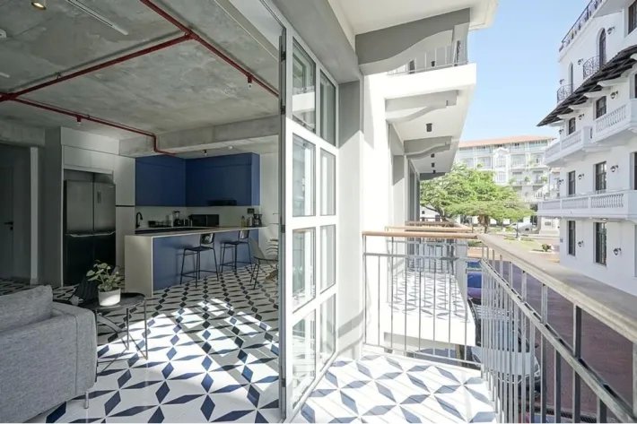 Venta de edificio residencial comercial PH Casa Contemporánea, Casco Antiguo, Panamá