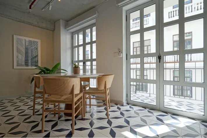 Venta de edificio residencial comercial PH Casa Contemporánea, Casco Antiguo, Panamá