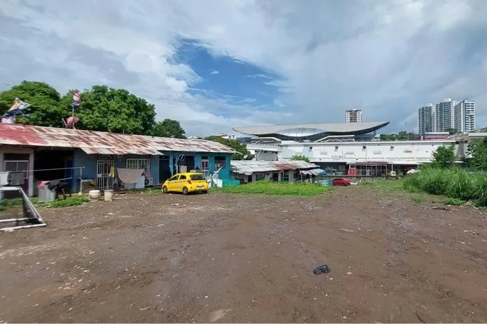 Se vende terreno para construir edificios en Pueblo Nuevo, Panamá