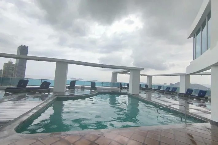 Venta de apartamento en Avenida Balboa, Panamá