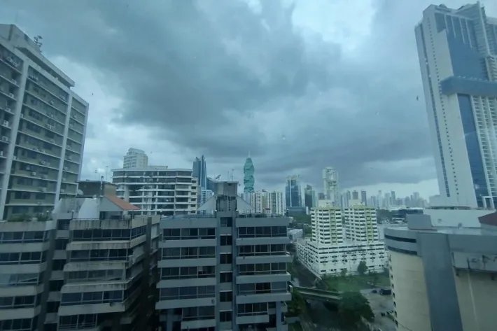 Venta de apartamento en Avenida Balboa, Panamá