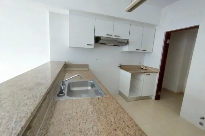 Venta de apartamento en Avenida Balboa, Panamá