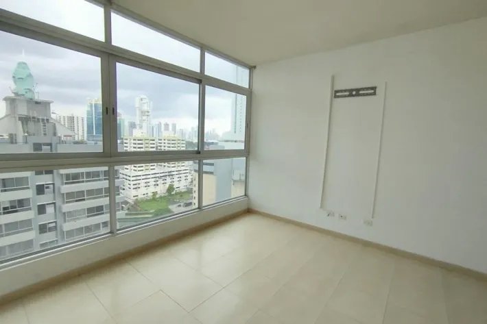 Venta de apartamento en Avenida Balboa, Panamá