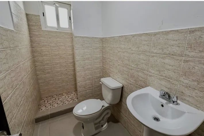 Se vende edificio en Río Abajo, Río Abajo