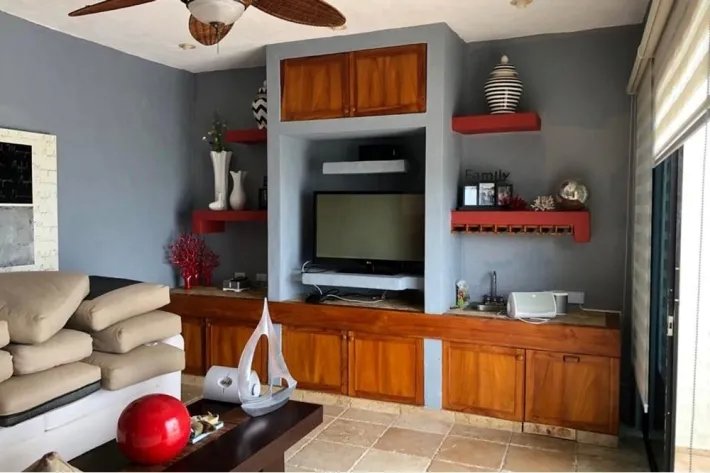 Venta de casa de playa en Costa Esmeralda, San Carlos