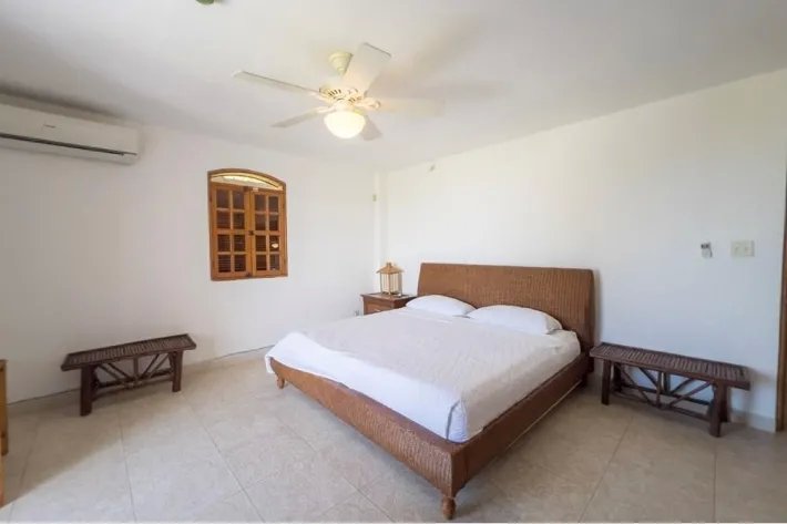 Se vende dúplex frente al mar en Playa Blanca, Río Hato