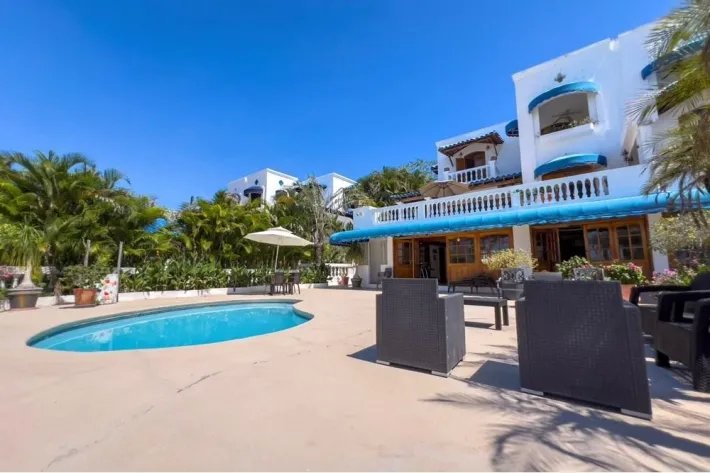 Se vende dúplex frente al mar en Playa Blanca, Río Hato