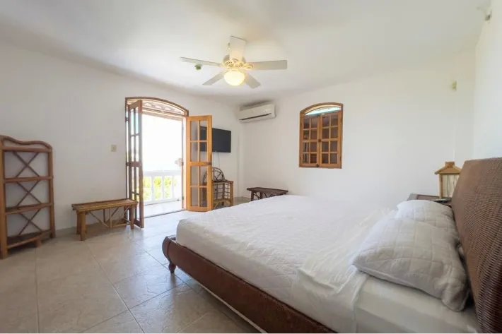 Se vende dúplex frente al mar en Playa Blanca, Río Hato