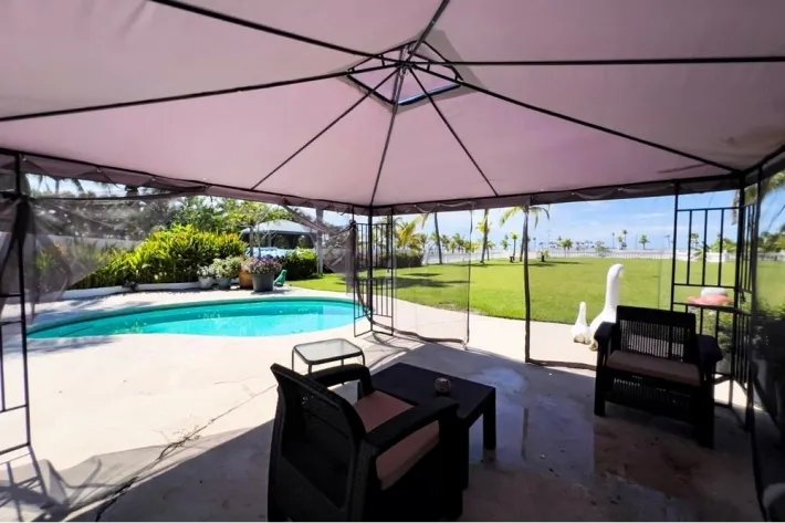 Se vende dúplex frente al mar en Playa Blanca, Río Hato