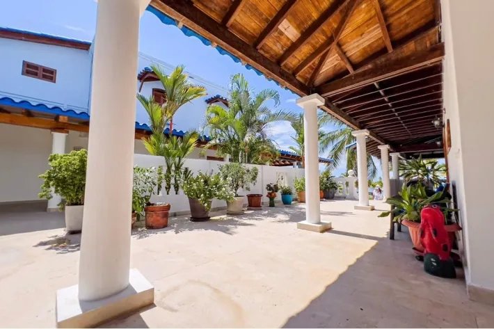 Se vende dúplex frente al mar en Playa Blanca, Río Hato