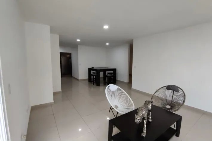 Venta de espacioso apartamento en San Francisco