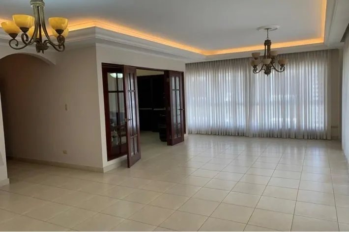 Venta de apartamento en PH Victoria Tower, Obarrio