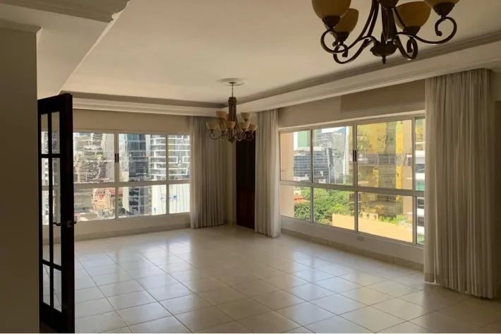 Venta de apartamento en PH Victoria Tower, Obarrio