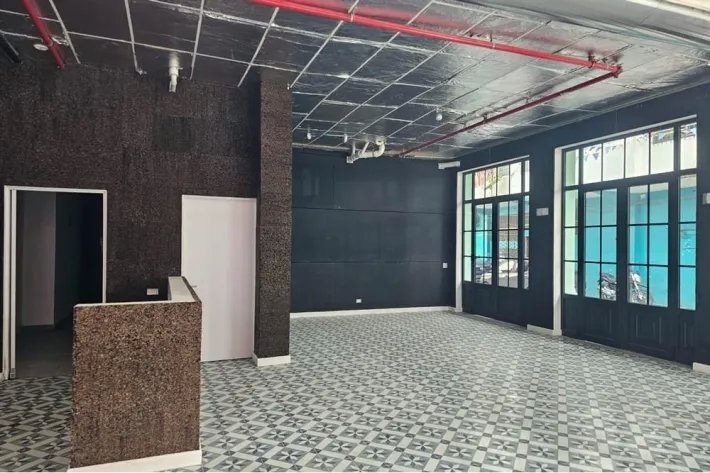 Alquiler de Local Comercial en Santa Ana, Panamá