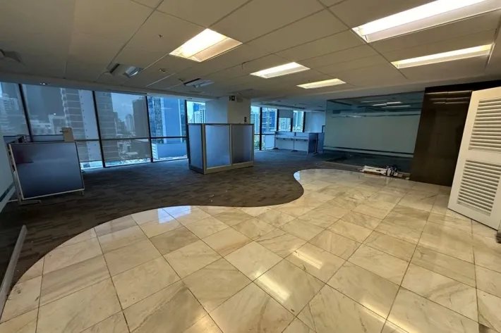 Office for rent in Tower Bank, 50th Street, Panama