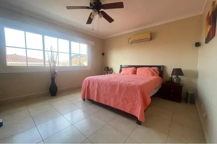 House for sale in Brisas del Golf, Panama