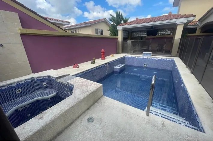 House for sale in Brisas del Golf, Panama