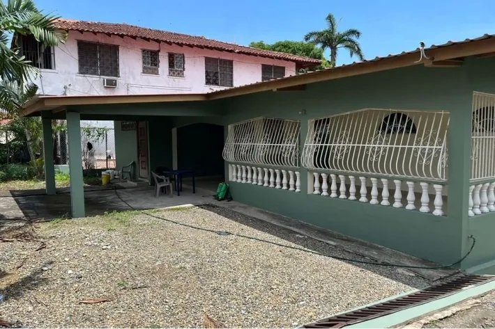 Commercial house for sale in Juan Díaz, Panama