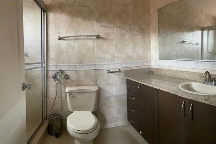 Venta de casa en Costa Sur, Versalles