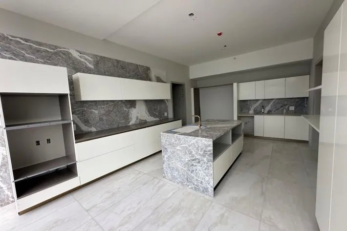 Venta de apartamento en La Maison by Fendi Casa, Santa Maria