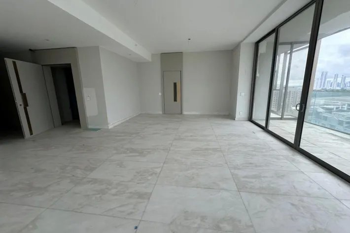 Venta de apartamento en La Maison by Fendi Casa, Santa Maria