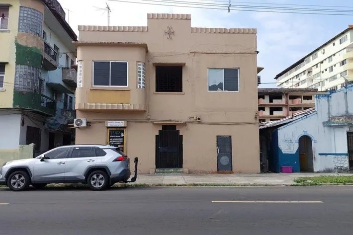 Buildings for sale in Barrio Norte, Colón