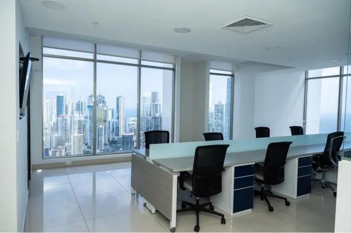 Office for rent on Avenida Balboa, Panama