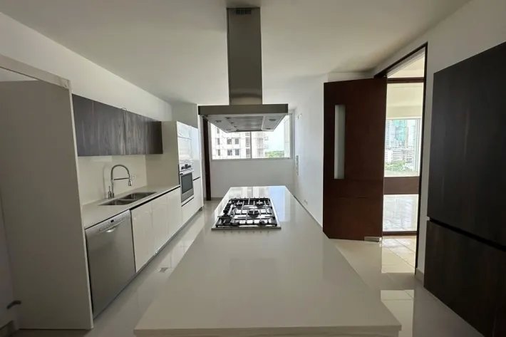 Apartment for sale in Solana, Santa Maria
