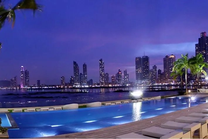 Apartamento en alquiler en Paitilla, Panamá