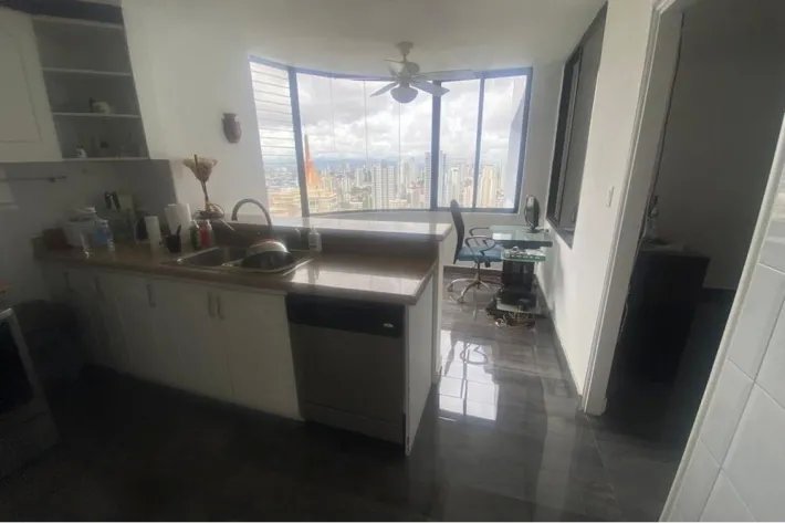 Venta de apartamento amoblado en PH Terrazas del Cangrejo, Panamá