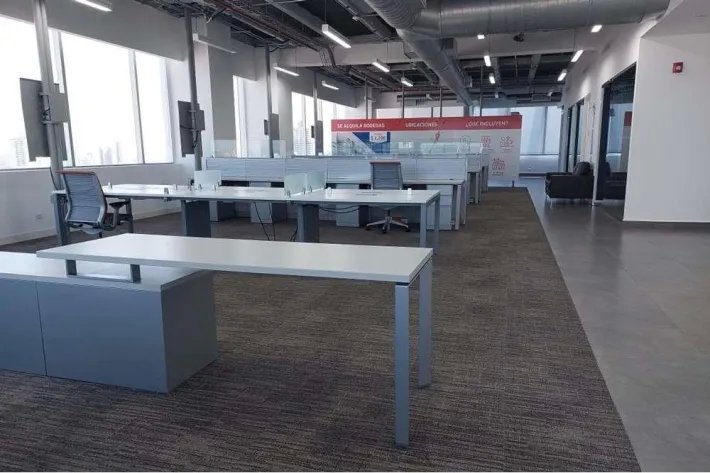Alquiler de Oficina en Torre de Las Américas.