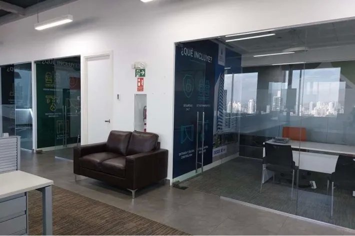 Office for rent in Torre de Las Americas.
