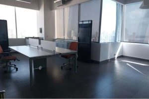 Office for rent in Torre de Las Americas.