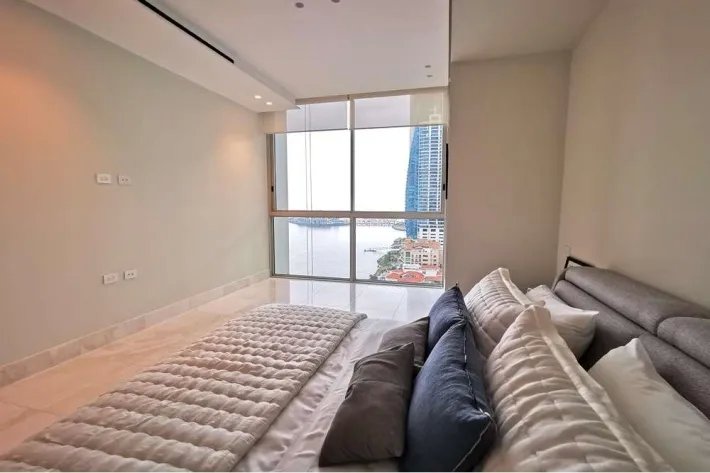 Venta de Apartamento en Pacific Point Torre 400, Punta Pacifica