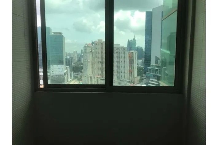 For sale Apartment in Pacific Point Tower 300 Punta Pacifica MC