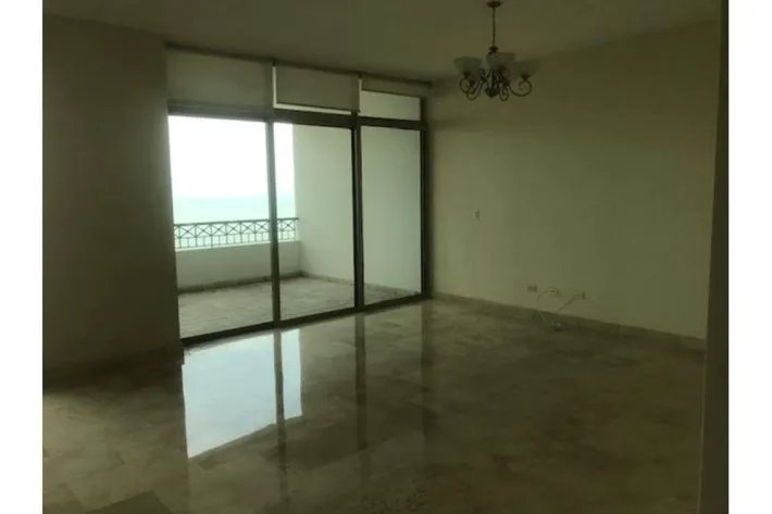 For sale Apartment in Pacific Point Tower 300 Punta Pacifica MC