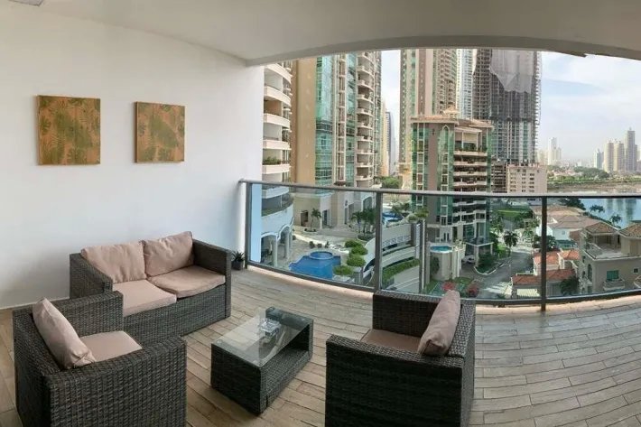 Venta Apartamento en Grand Tower Modelo J Punta Pacifica