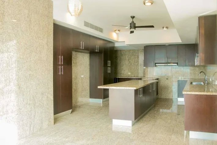 For sale Apartment at The Point Paitilla