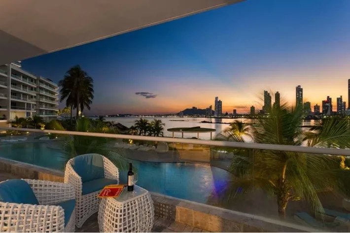 Apartamentos en venta en PH Miradores, Paitilla
