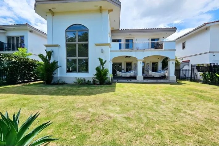 Venta de casa en Santa María, Panamá