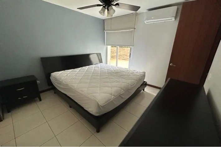 Venta apartamento con terraza en Betania, Panamá