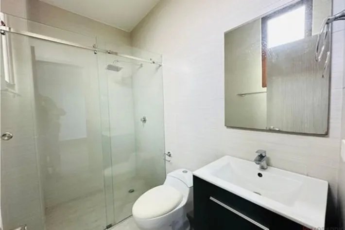 Venta de Apartamento Reposeído en Costa Sur, Juan Díaz, Panamá