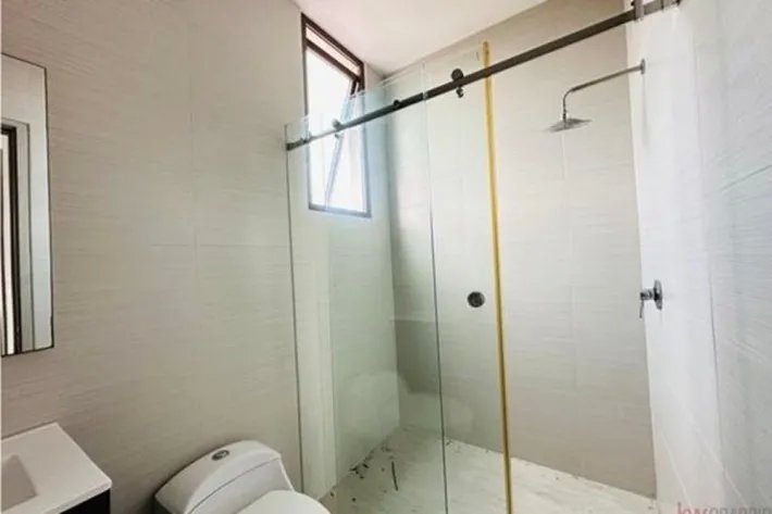 Venta de Apartamento Reposeído en Costa Sur, Juan Díaz, Panamá
