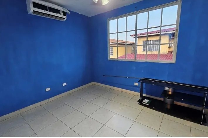 Duplex house for sale in Dorado Lakes, Condado del Rey, Panama