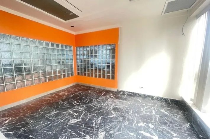 Alquiler de oficina en Avenida Balboa, Panamá