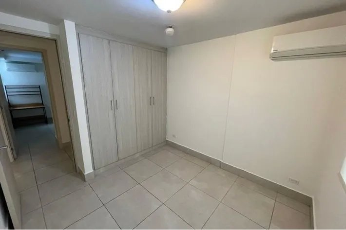 Venta de apartamento en PH Sky Point Towers, Betania