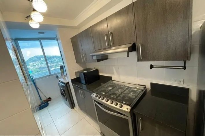 Venta de apartamento en PH Sky Point Towers, Betania