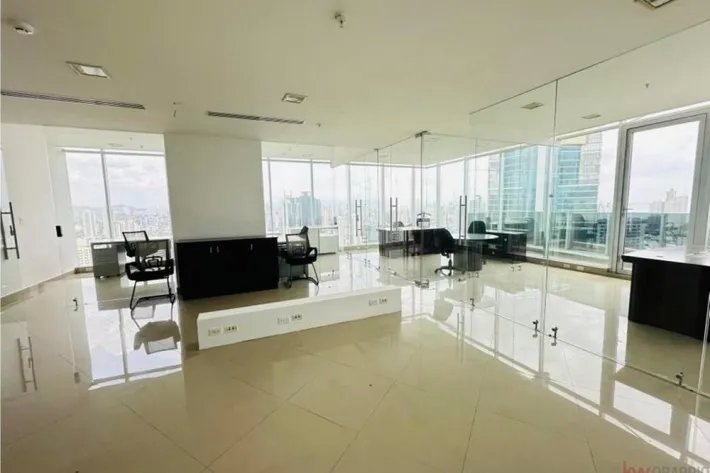 Venta de oficina en Calle 50, San Francisco, Panamá