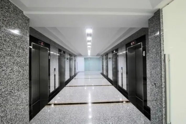 Venta de oficina en Avenida Balboa, Panamá